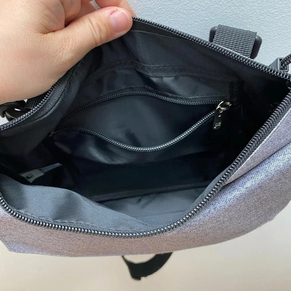 FILA - NWOT Grey Small Messenger Crossbody Bag Adjustable Straps - Picture 4 of 10